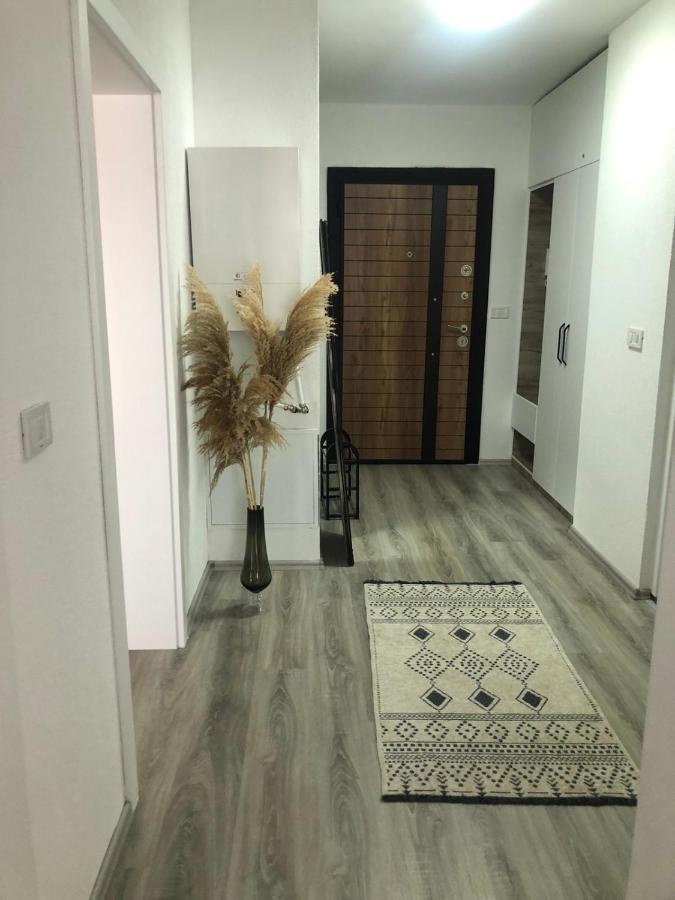 Apartment Prizreni-Free Private Parking ภายนอก รูปภาพ