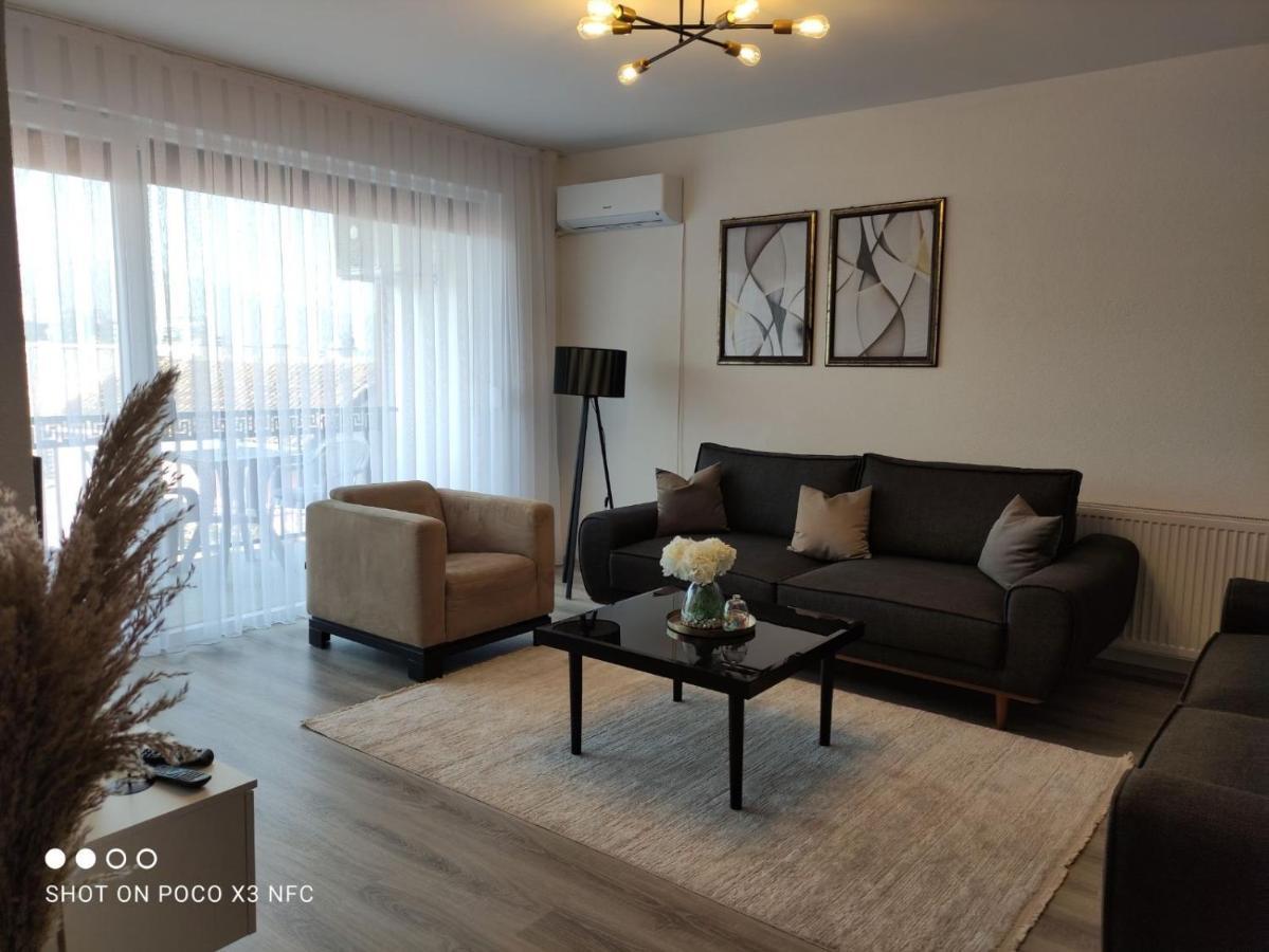 Apartment Prizreni-Free Private Parking ภายนอก รูปภาพ