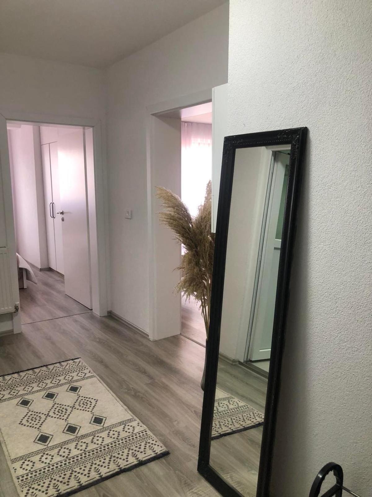Apartment Prizreni-Free Private Parking ภายนอก รูปภาพ