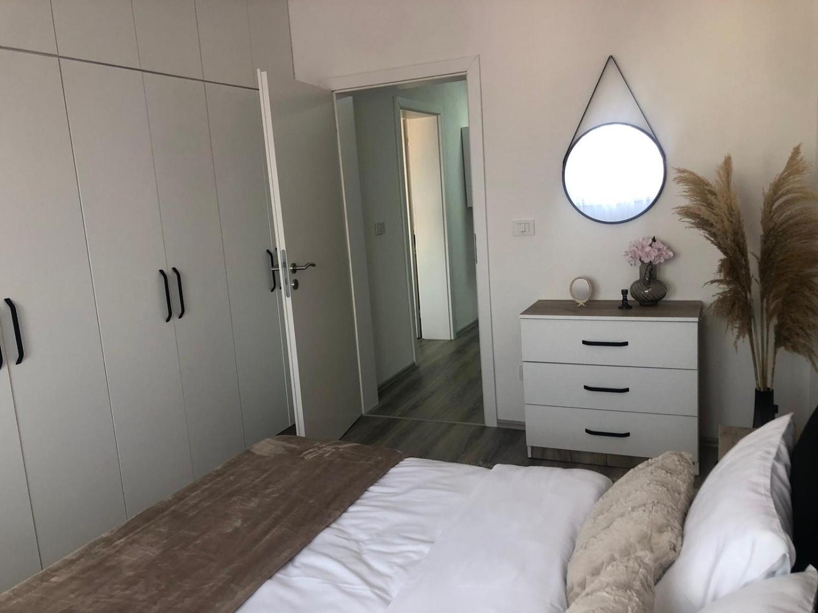 Apartment Prizreni-Free Private Parking ภายนอก รูปภาพ
