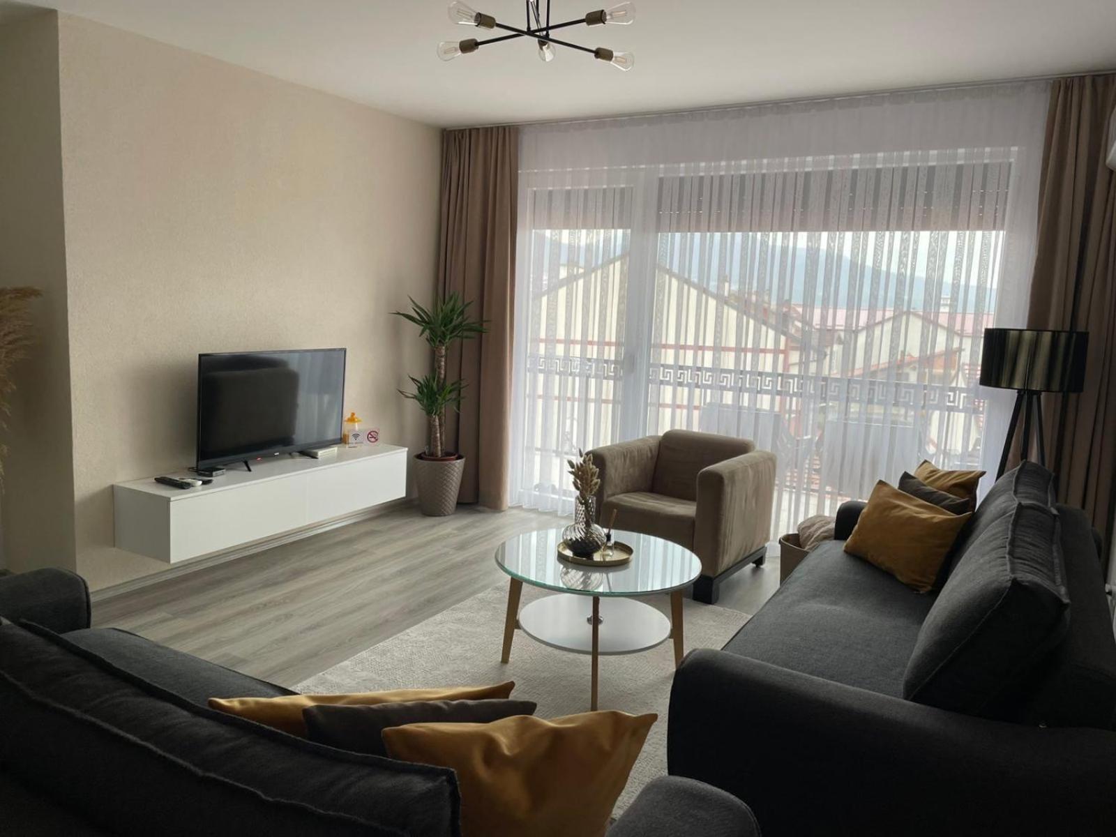 Apartment Prizreni-Free Private Parking ภายนอก รูปภาพ