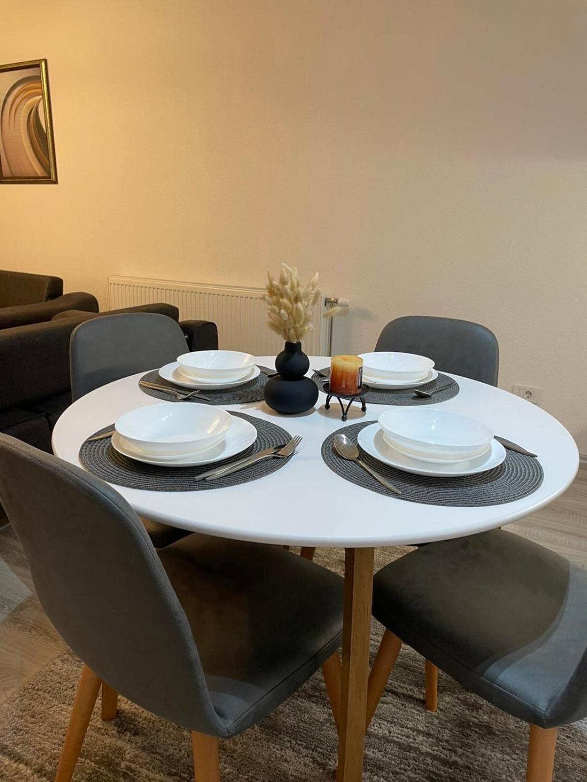 Apartment Prizreni-Free Private Parking ภายนอก รูปภาพ